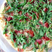 Pear and Prosciutto Pizza with Arugula