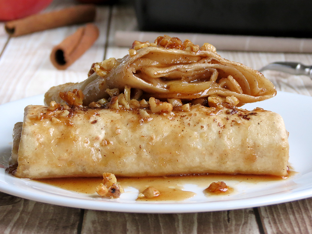 Apple Enchiladas Yummy Addiction