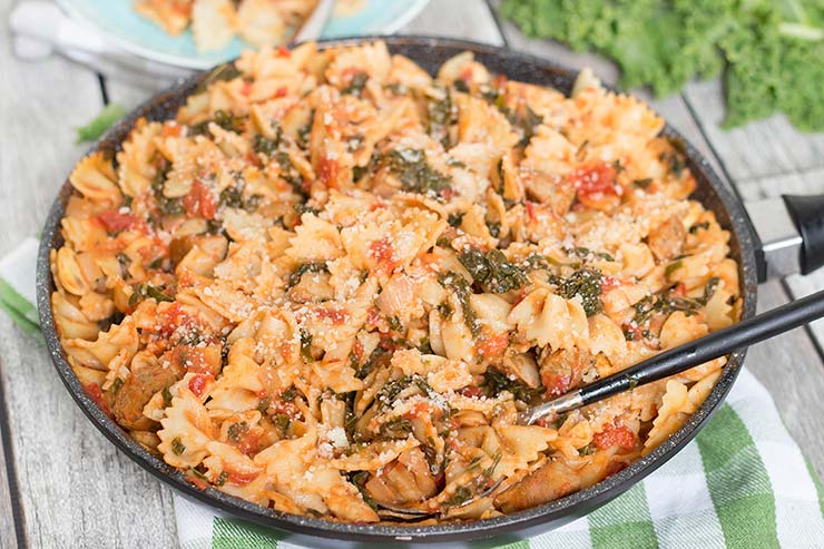 This Sausage Kale Pasta, featuring mushrooms, is a comfort food at its best, but the addition of the almighty kale makes it healthy at the same time! | yummyaddiction.com