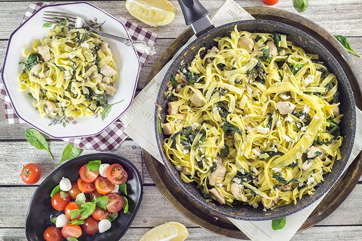 "Take half an hour to make this scrumptious Chicken Spinach Pasta loaded with feta cheese for dinner. It requires only 7 ingredients. Your family will love it! | yummyaddiction.com