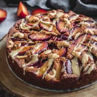 Plum cake featured