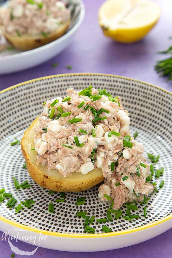 Low-Fat Baked Potato With Tuna And Cheese