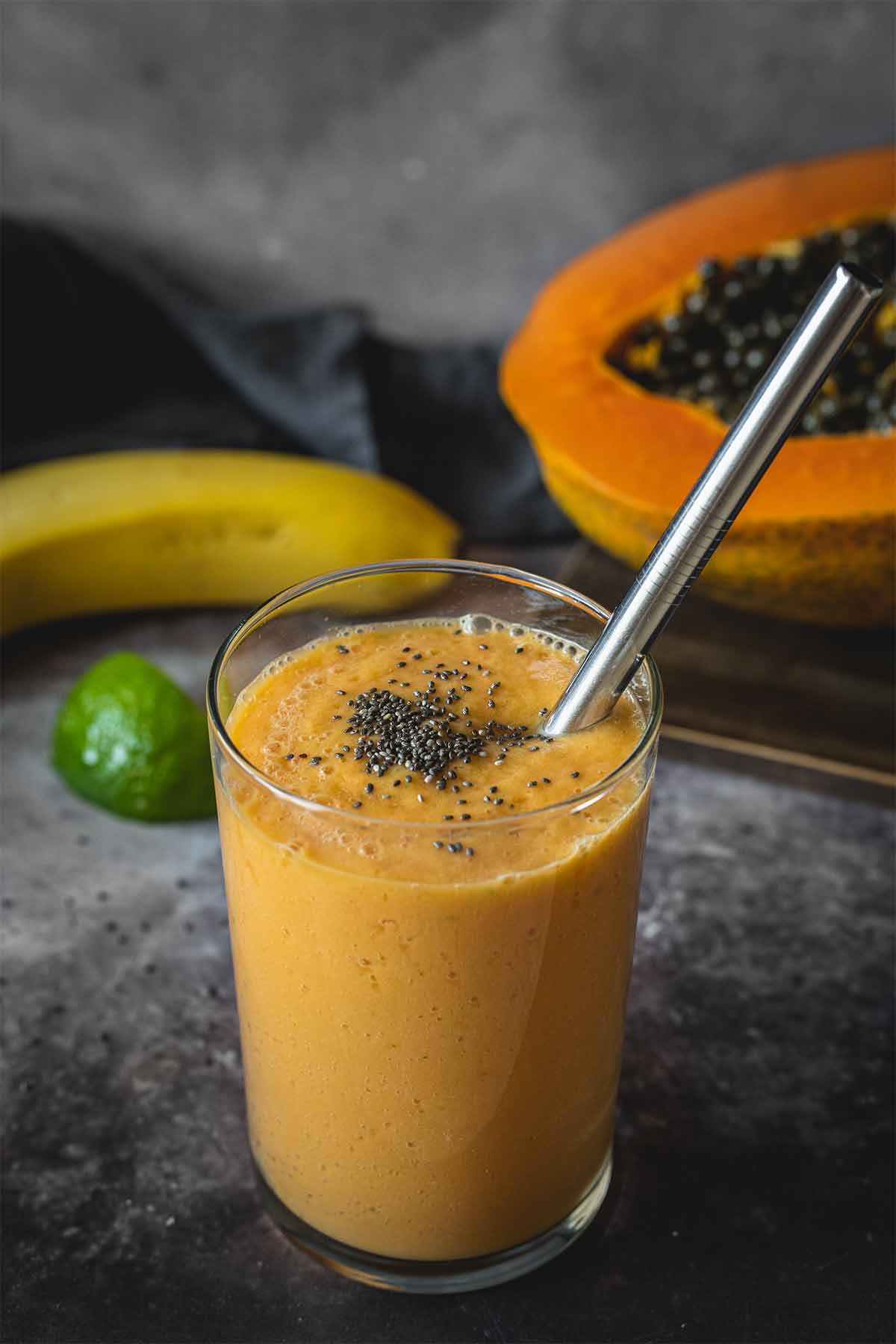 Papaya banana smoothie