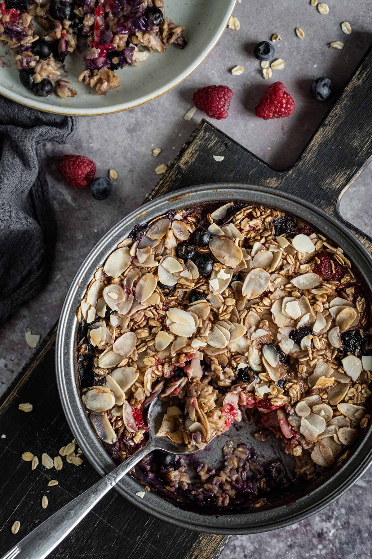 Easy Air Fryer Oatmeal with Berries