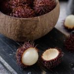 How to eat rambutans featured photo