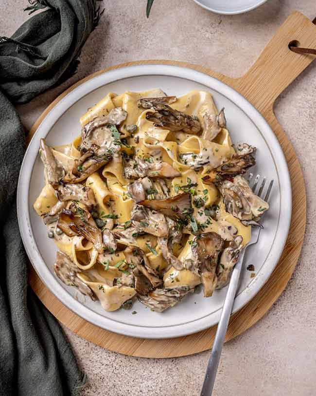 Hen of the Woods Pasta with Creamy Tarragon Sauce